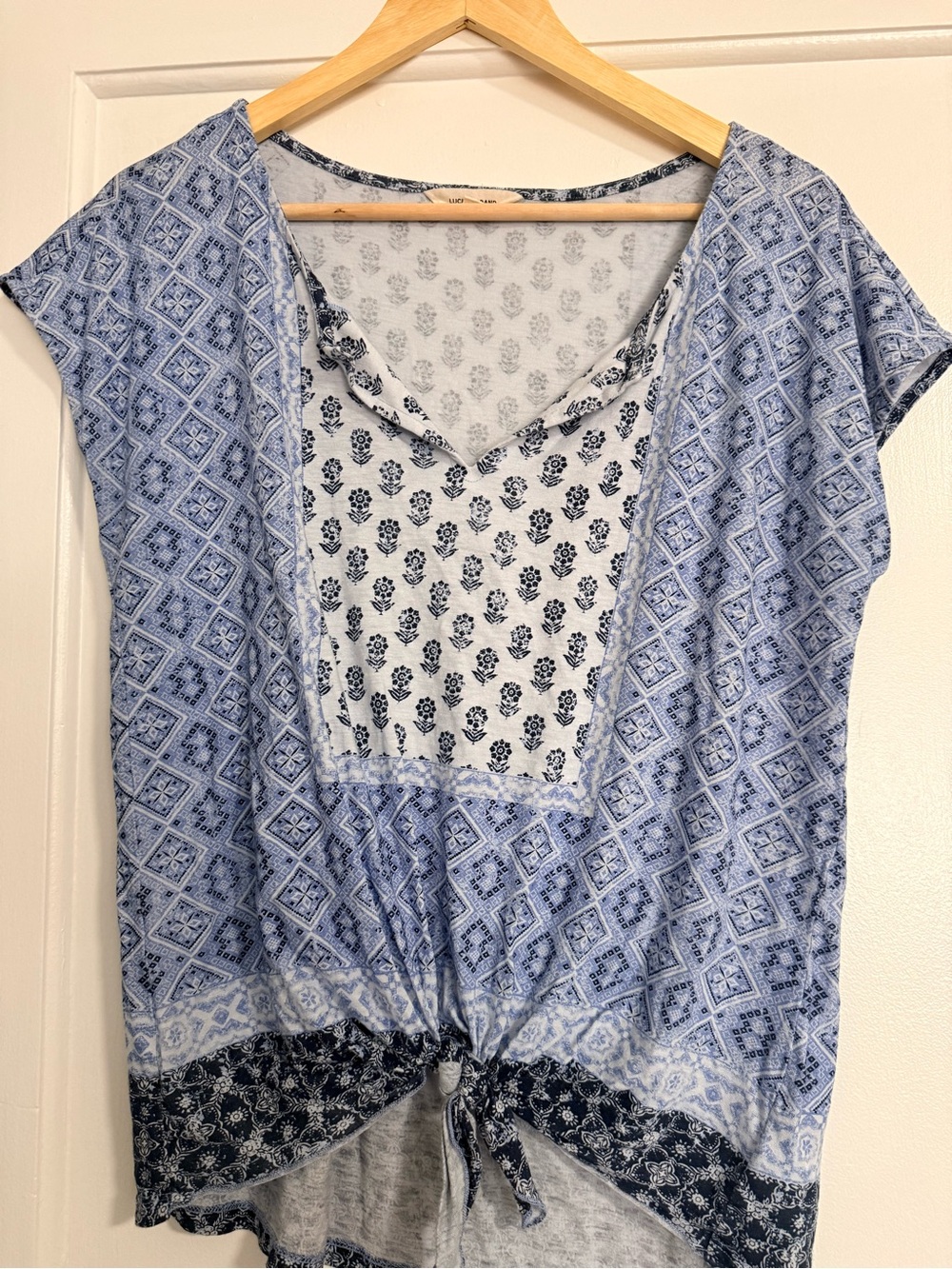 Lucky Brand Light Blue Printed Tie-Front V-Neck Top